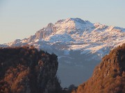 64 Zoom sullo Zuccone Campelli nella luce del tramonto